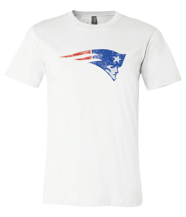 New England Patriots  Distressed Vintage logo  shirt