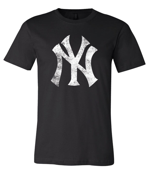 New York Yankees NY logo Distressed Vintage logo T-shirt 6 Sizes S-3XL!!